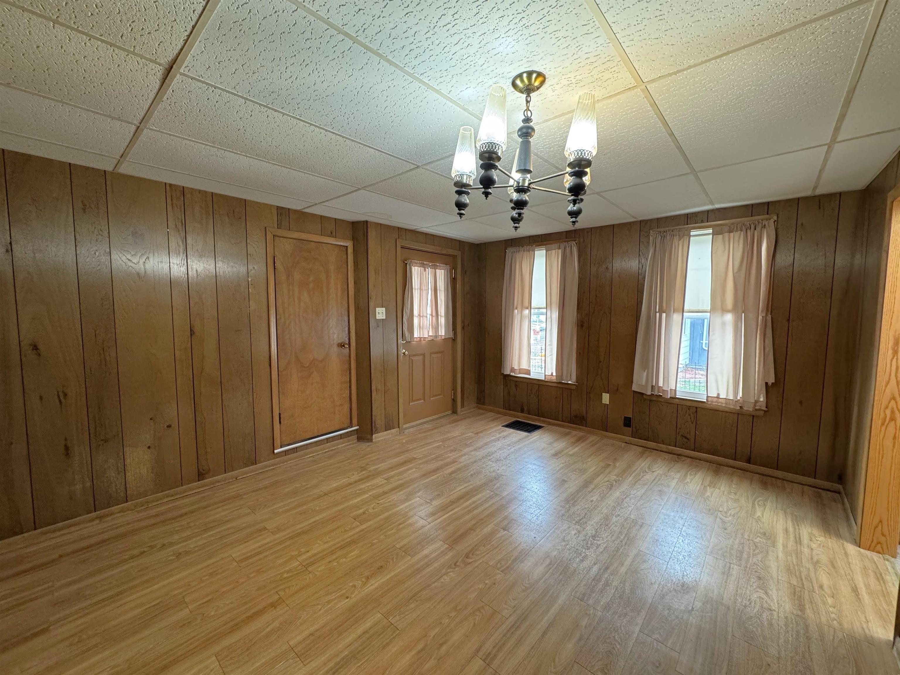 2411 11th Street Monroe, WI 53566 - Photo 15 of 45