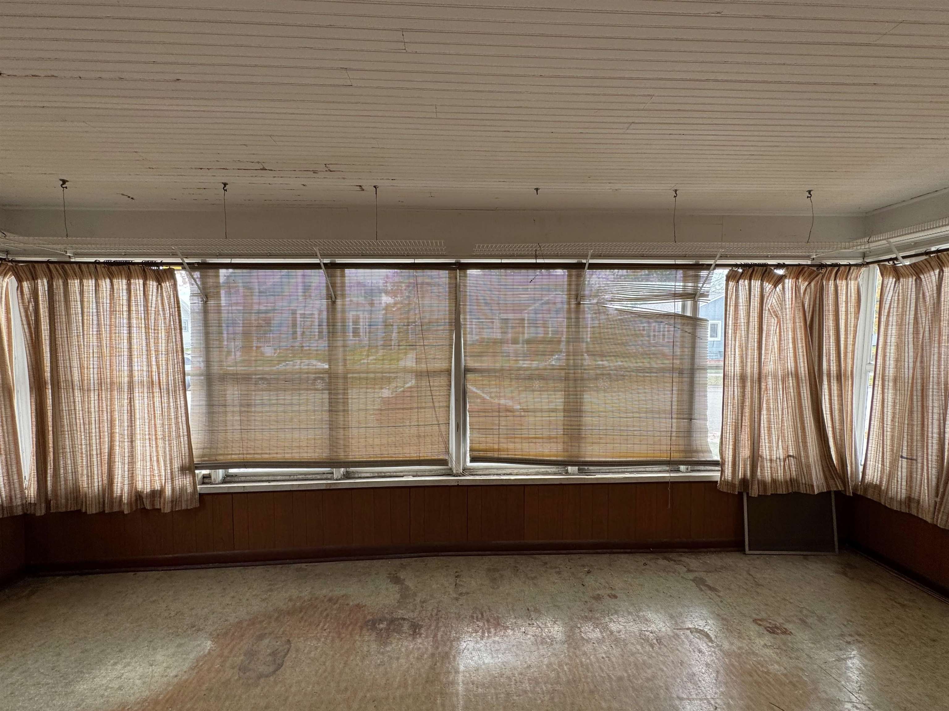 2411 11th Street Monroe, WI 53566 - Photo 33 of 45