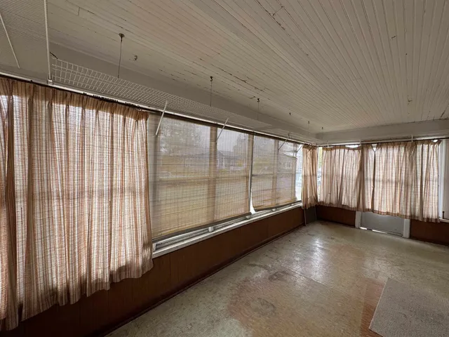 $169,000 | 2411 11th Street, Monroe, WI 53566