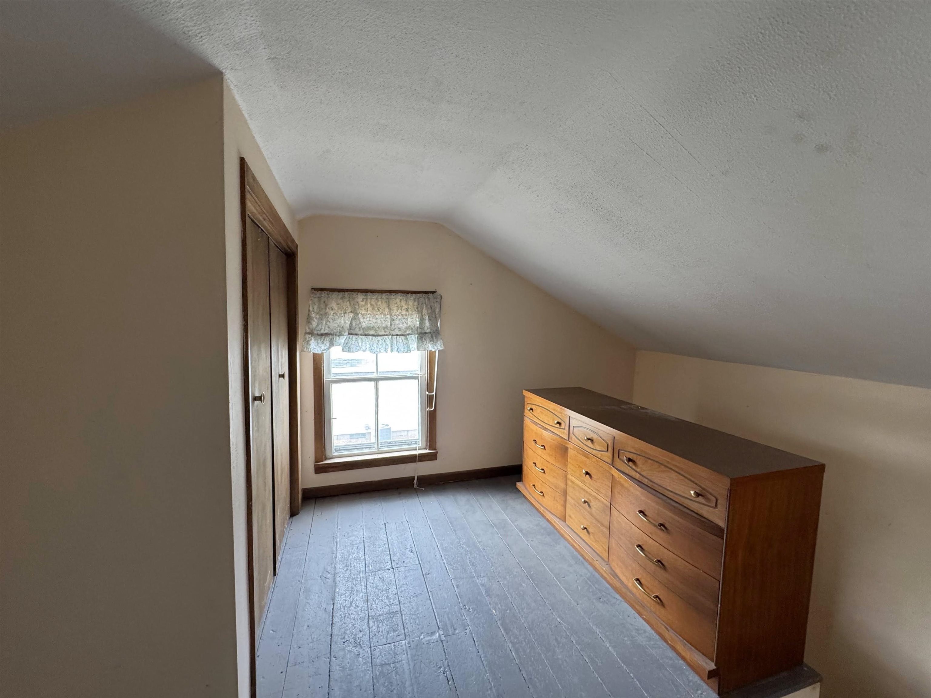 2411 11th Street Monroe, WI 53566 - Photo 38 of 45