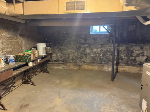 $159,900 | 2411 11th Street, Monroe, WI 53566