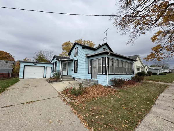 $159,900 | 2411 11th Street, Monroe, WI 53566