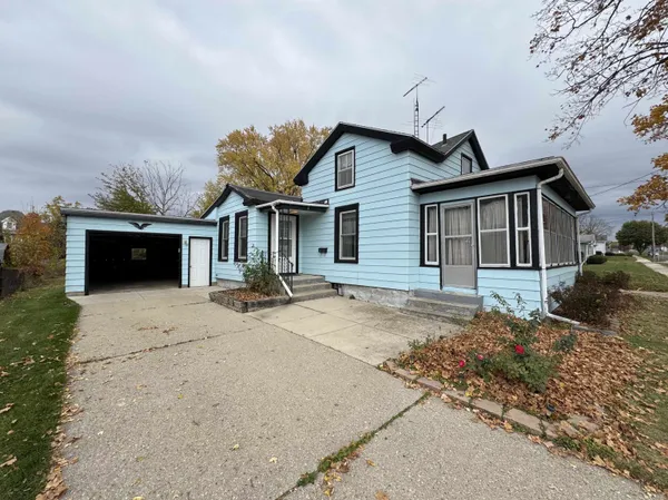 $159,900 | 2411 11th Street, Monroe, WI 53566