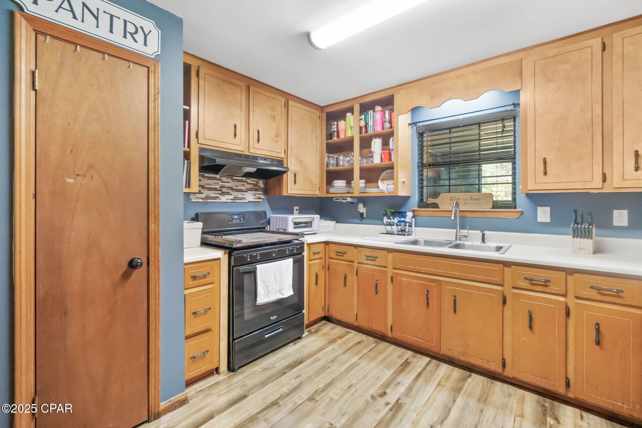 4659 Barron Road Graceville, FL 32440 - Photo 10 of 42