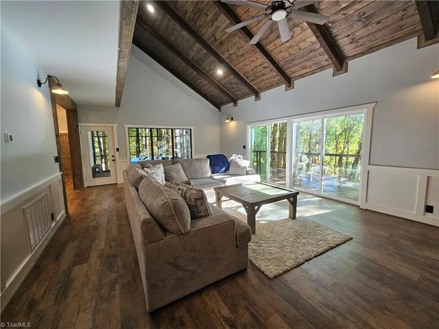 $849,000 | 1228 Powder Horn Mountain Road, Deep Gap, NC 28618