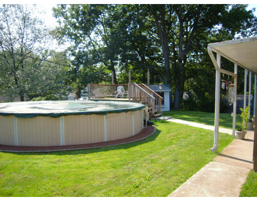 154 Croyden Terrace Springfield, MA 01104 - Photo 6 of 26 Gallery Image 6