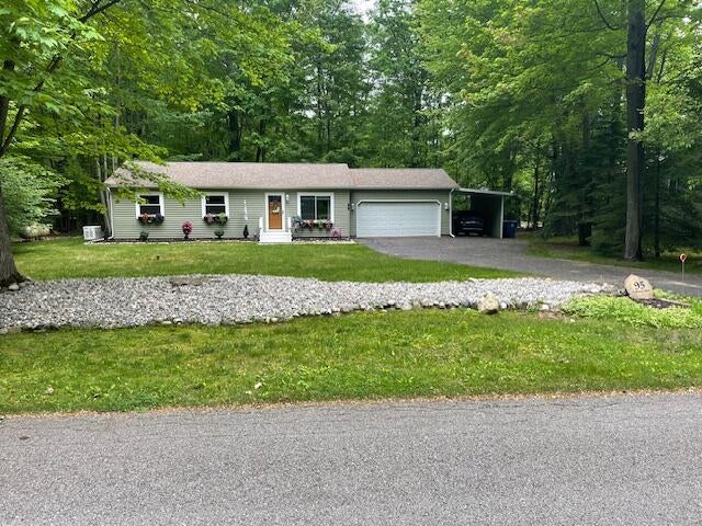 95 Caduca Drive Roscommon, MI 48653 - Photo 2 of 14 IMG_2919