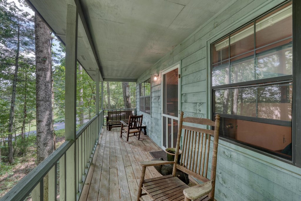320 Roberts Road Blairsville, GA 30512 - Photo 7 of 42 Gallery Image 7