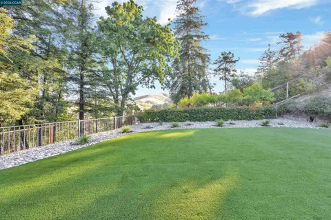 $2,195,000 | 3196 Lucas Circle, Lafayette, CA 94549