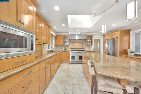 $2,195,000 | 3196 Lucas Circle, Lafayette, CA 94549