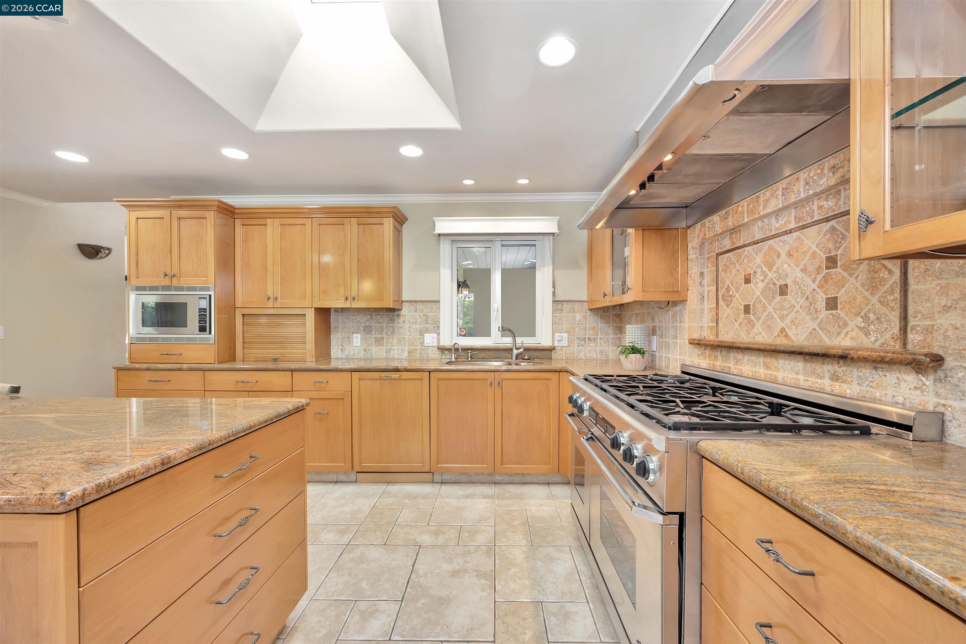 3196 Lucas Circle Lafayette, CA 94549 - Photo 9 of 38