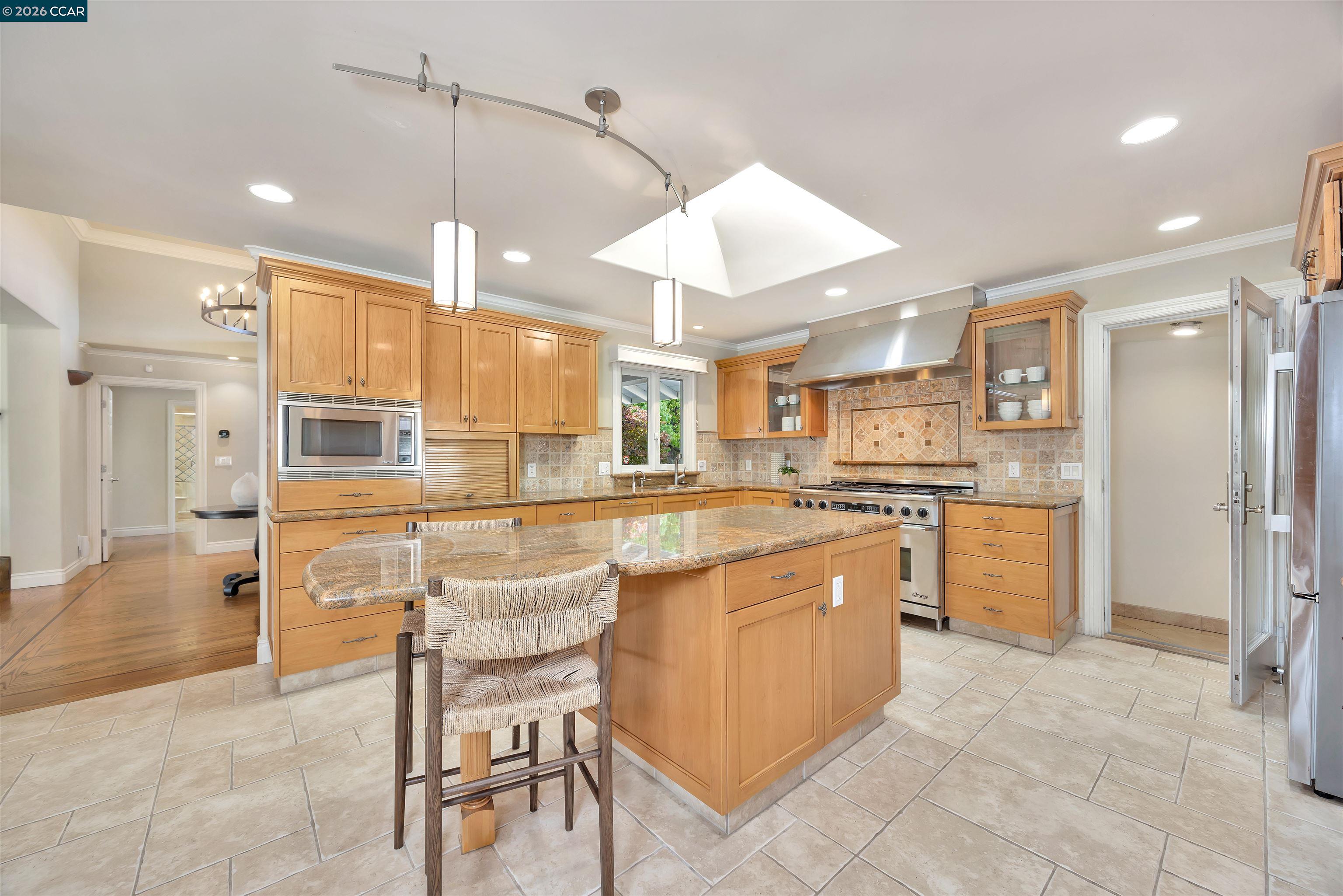 3196 Lucas Circle Lafayette, CA 94549 - Photo 10 of 38