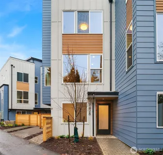 $799,000 | 221 Northeast 75th Street, Seattle, WA 98115