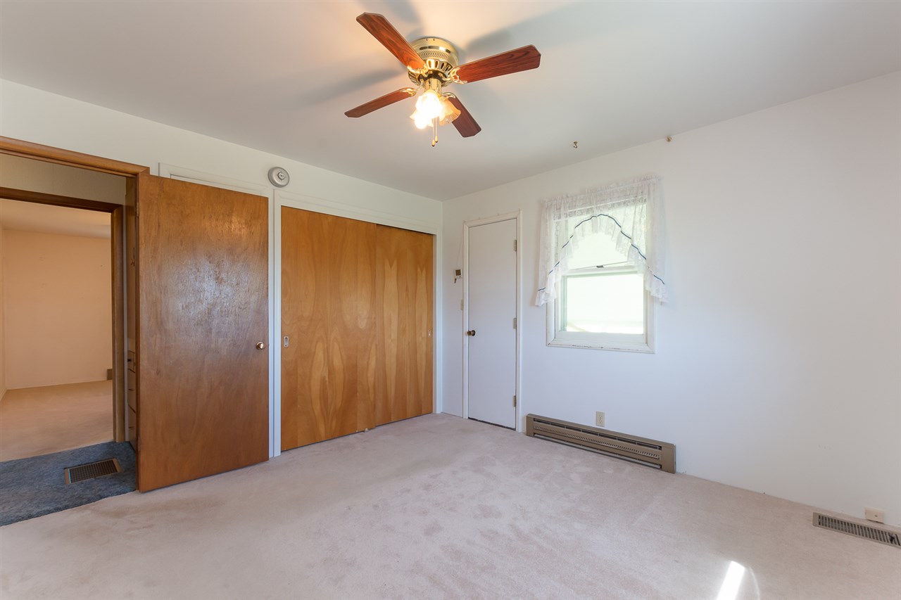 5146 South Swenson Road Deer Park, WA 99006 - Photo 6 of 20 Gallery Image 6