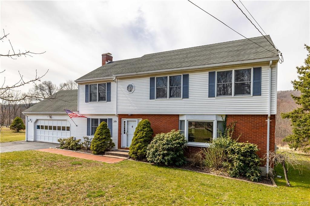 39 Duncaster Road Bloomfield, CT 06002 - Photo 1 of 1