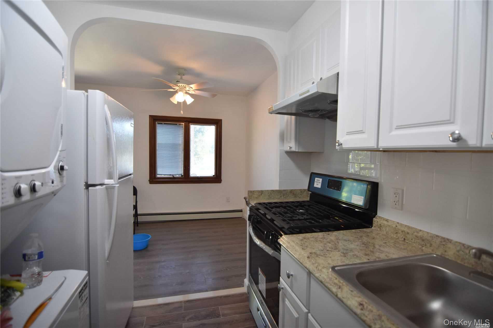 59-32 164th Street Queens, NY 11365 - Photo 4 of 10