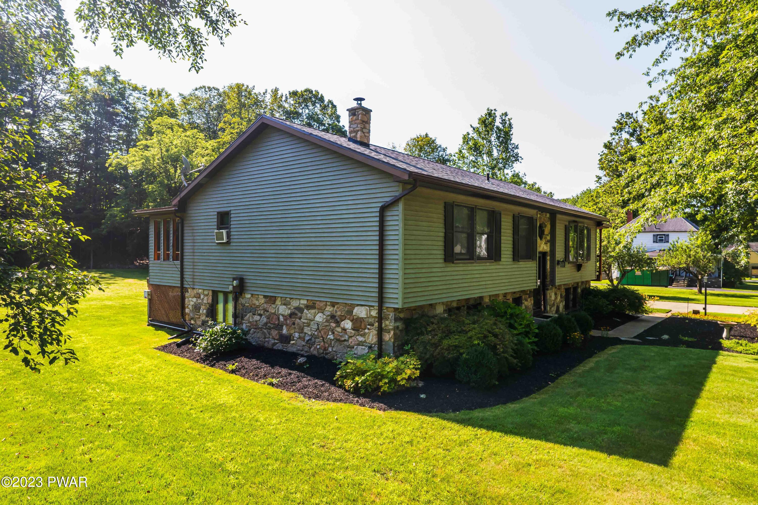 150 Quarry Street Nicholson, PA 18446 - Photo 8 of 45 8-2-23 Real Estate Photos-6