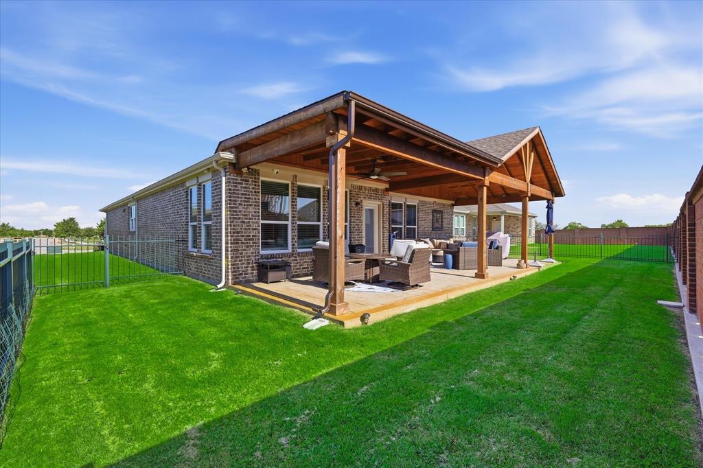 8870 Silent River Road Frisco, TX 75036 - Photo 26 of 40 Gallery Image 26