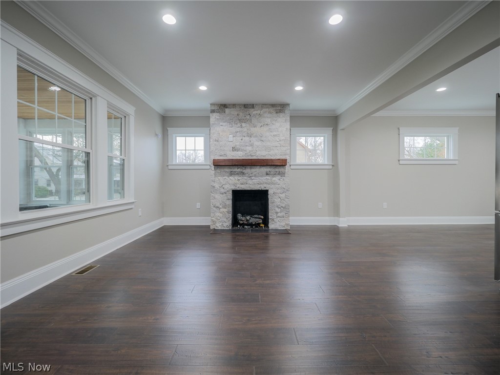 3041 Edgehill Road Cleveland, OH 44118 - Photo 6 of 35 Gallery Image 6