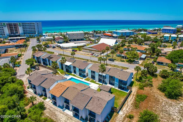 $349,900 | 630 Laurel Court, Panama City Beach, FL 32407