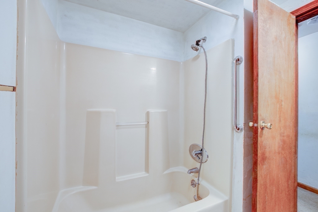 70 Ashburnham State Road Westminster, MA 01473 - Photo 23 of 32 a bathroom with a bathtub