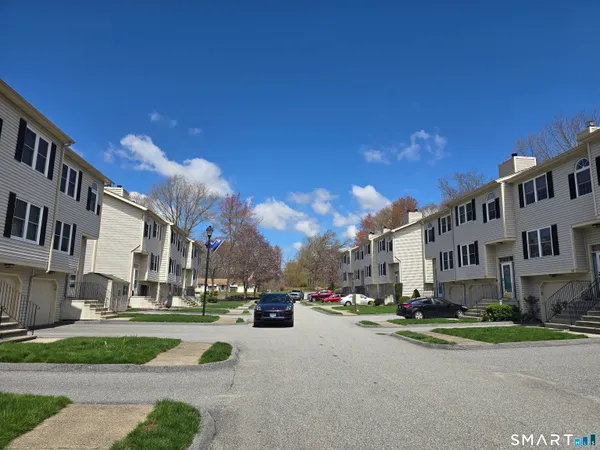 $259,900 | 177 Bemis Street, Unit 4D, Plymouth, CT 06786