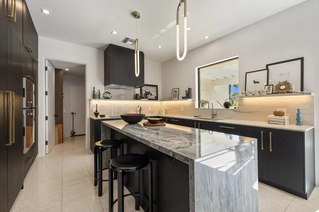 $1,570,000 | 75465 Montecito Drive, Indian Wells, CA 92210