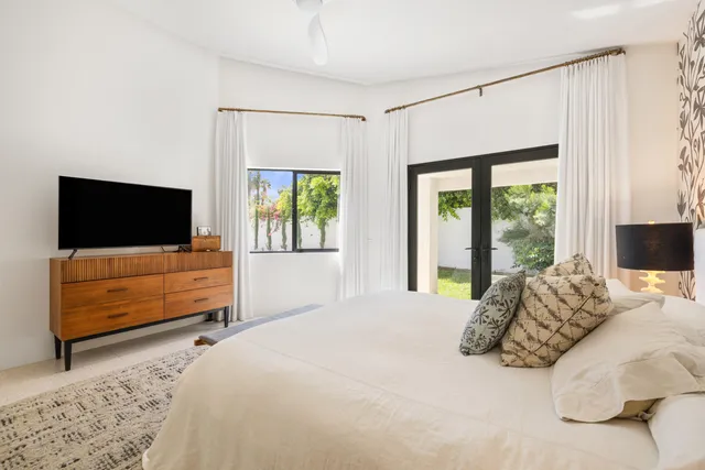 $1,570,000 | 75465 Montecito Drive, Indian Wells, CA 92210