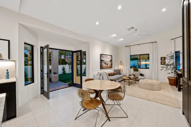 $1,570,000 | 75465 Montecito Drive, Indian Wells, CA 92210