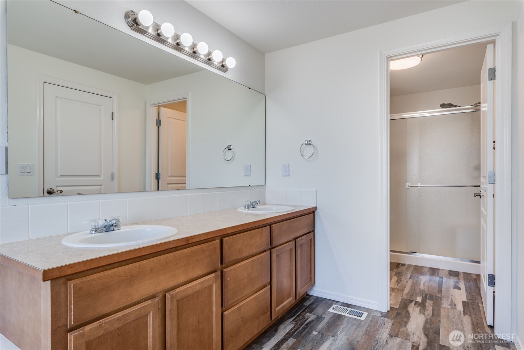 109 Robin Street Southwest Orting, WA 98360 - Photo 21 of 37 Gallery Image 21