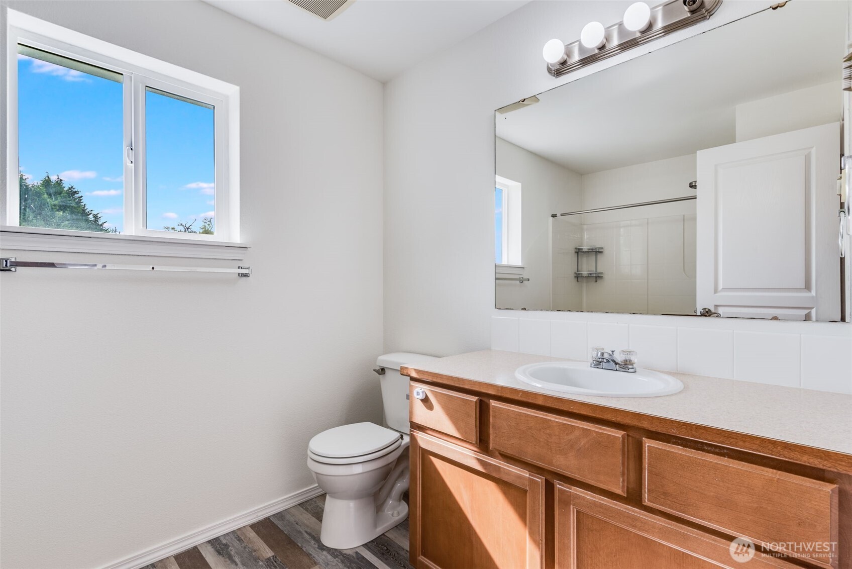109 Robin Street Southwest Orting, WA 98360 - Photo 26 of 37 Gallery Image 26