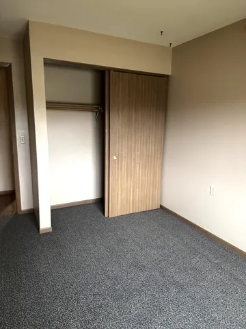 $1,500 | 611 Main Street South, Unit 205, Renville, MN 56284