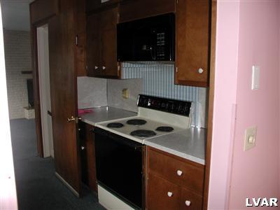 1306 Russett Road Allentown, PA 18104 - Photo 2 of 10 Gallery Image 2