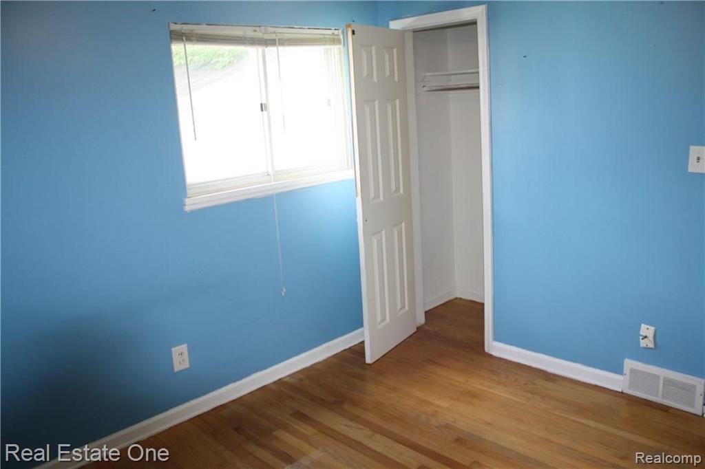 2633 Stephens Street Dearborn, MI 48124 - Photo 8 of 31