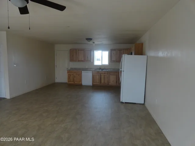 $1,325 | 3100 Bob Court, Unit 2, Prescott Valley, AZ 86314