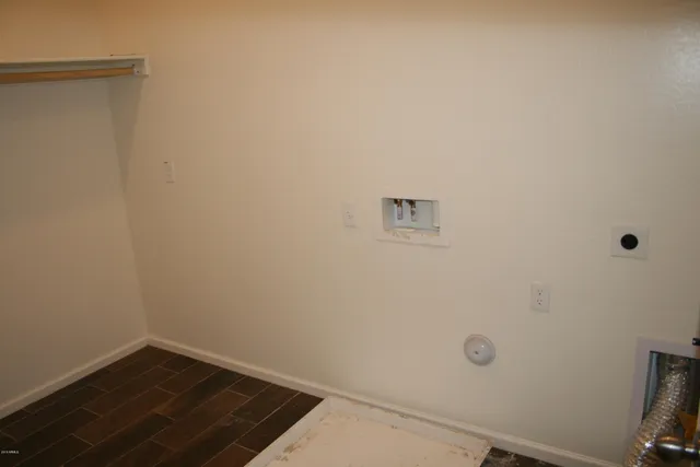 $2,550 | 10765 West Bronco Trail, Peoria, AZ 85383