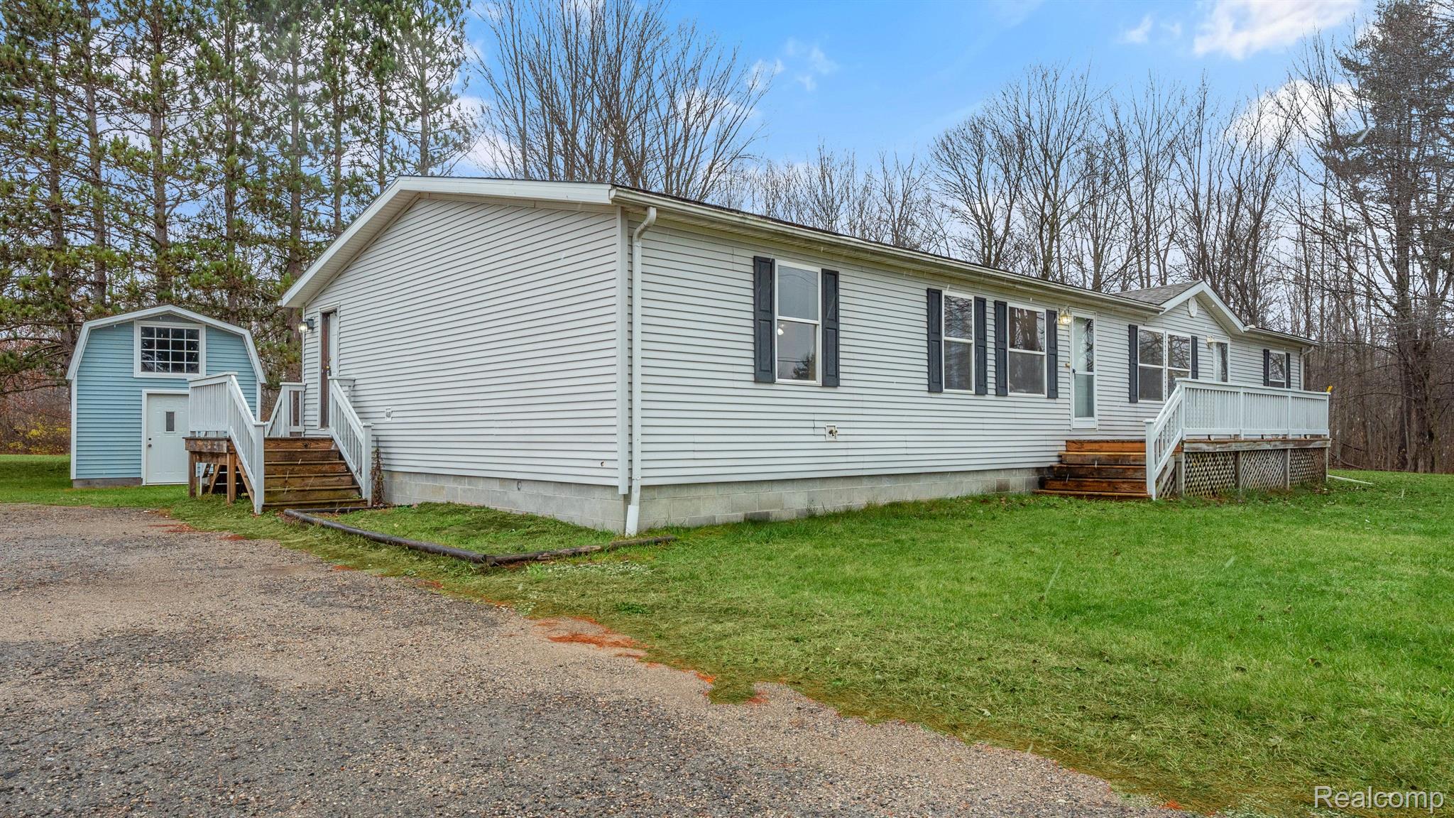 7102 State Road Millington, MI 48746 - Photo 13 of 38 Gallery Image 13