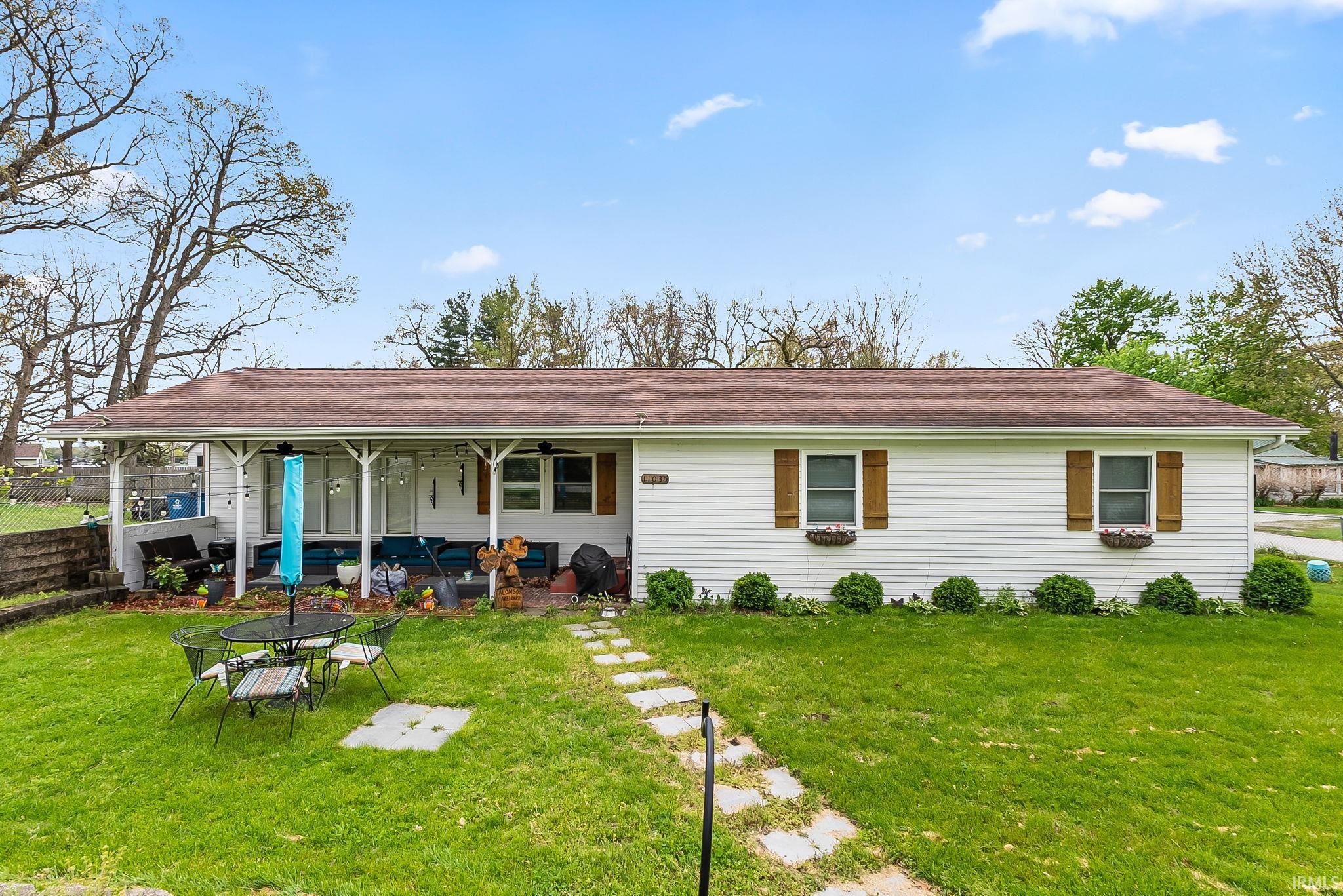 11035 East Cherokee Road Walkerton, IN 46574 - Photo 2 of 30
