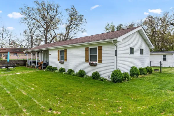 $329,900 | 11035 East Cherokee Road, Walkerton, IN 46574
