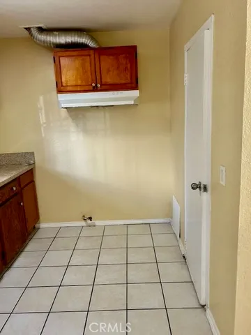 $1,200 | 1124 East 69th Street, Unit 1126, Los Angeles, CA 90001