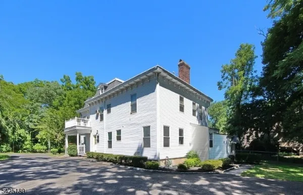 $1,950 | 11 Childs Road, Unit A, Bernardsville, NJ 07924