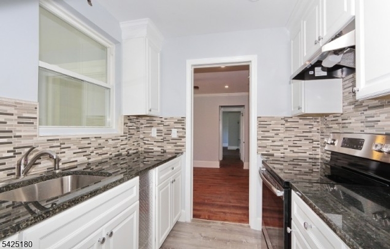 11 Childs Road, Unit A Bernardsville, NJ 07924 - Photo 4 of 10