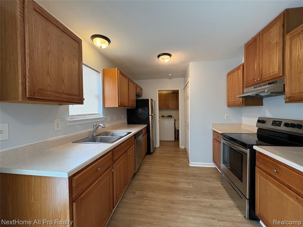 15487 Meyers Road Detroit, MI 48227 - Photo 4 of 14