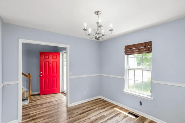 a close up view of a washer and dryer