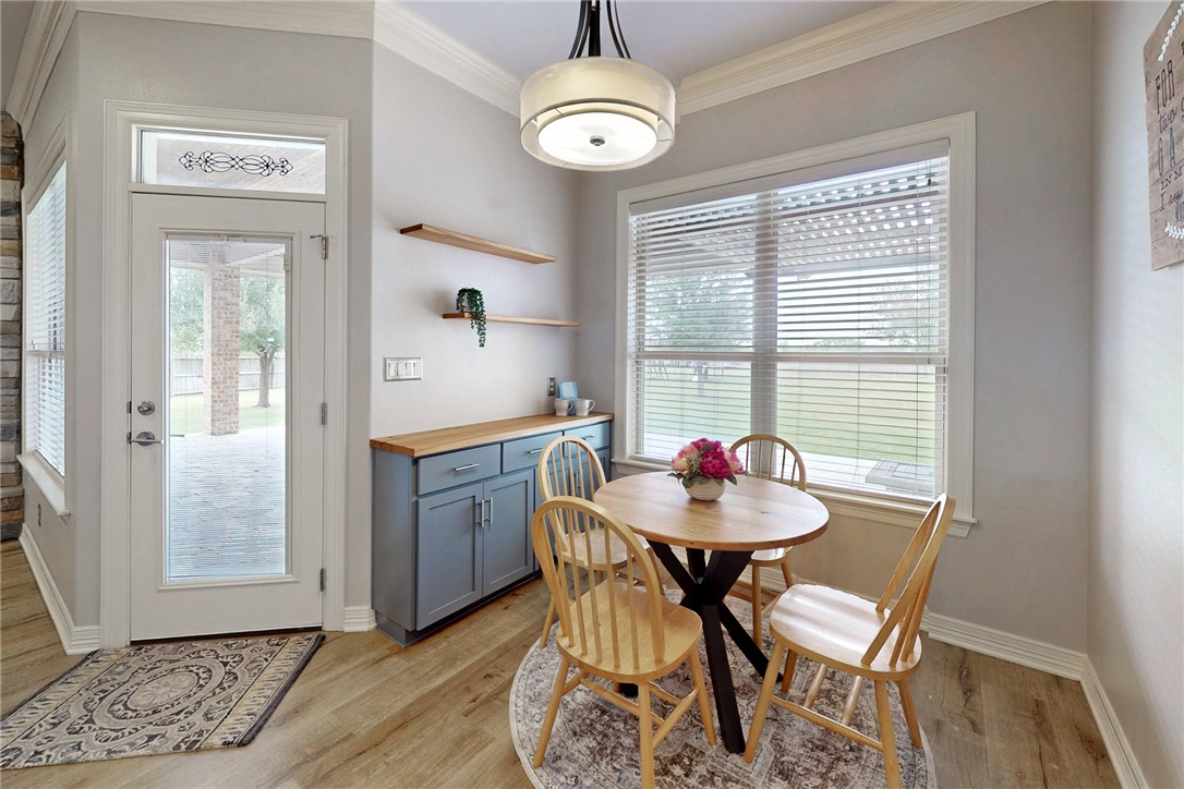 4178 WAGONWHEEL Road Bryan, TX 77808 - Photo 11 of 39