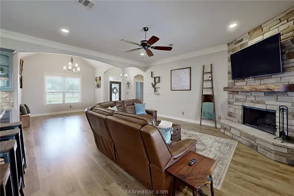 $489,000 | 4178 WAGONWHEEL Road, Bryan, TX 77808