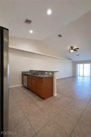 $1,495 | 2141 Southwest 8th Place, Cape Coral, FL 33991