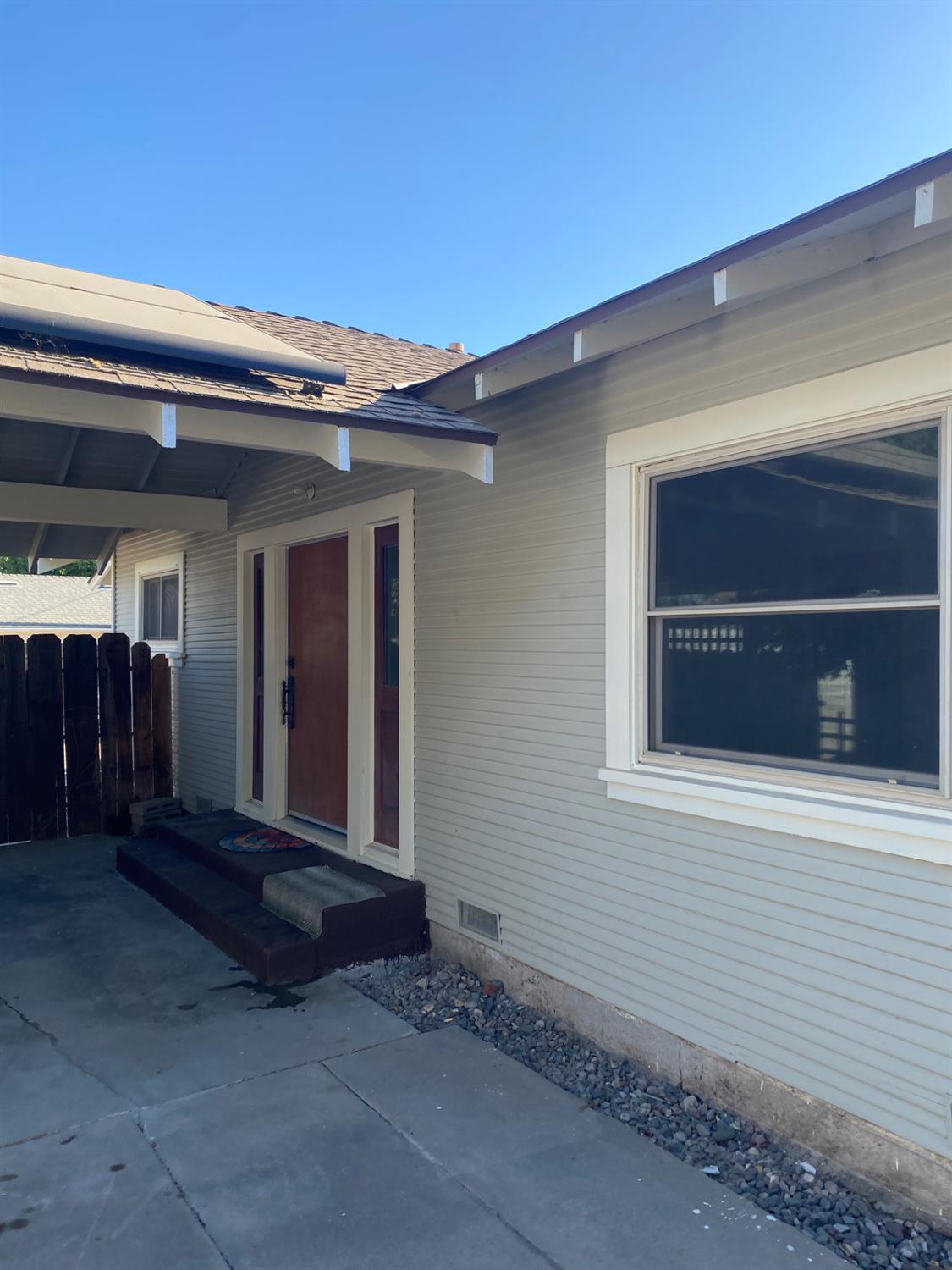 947 West Friesen Avenue Reedley, CA 93654 - Photo 7 of 34