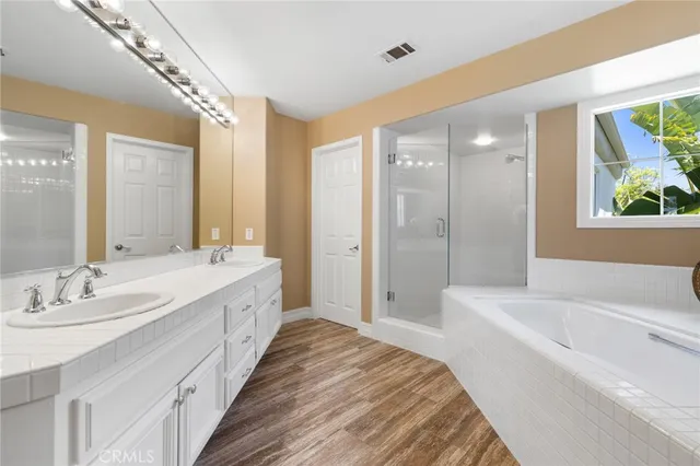 $1,359,999 | 4 Vista Frondosa, Rancho Santa Margarita, CA 92688