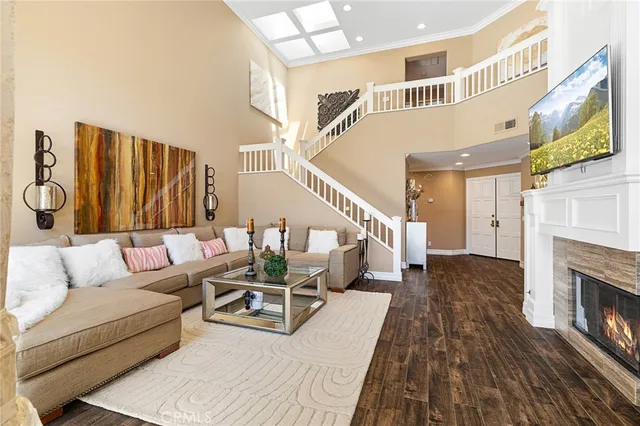 $1,359,999 | 4 Vista Frondosa, Rancho Santa Margarita, CA 92688